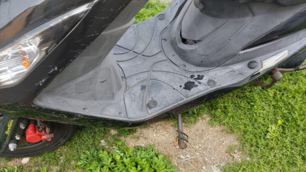 サイドスタンド砂地