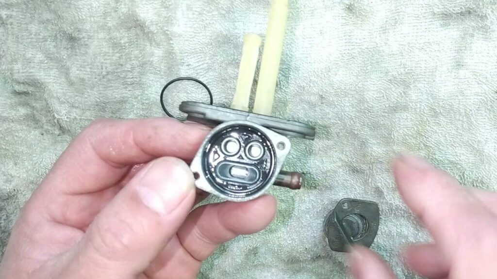 ドラッグスター400フューエルコック9