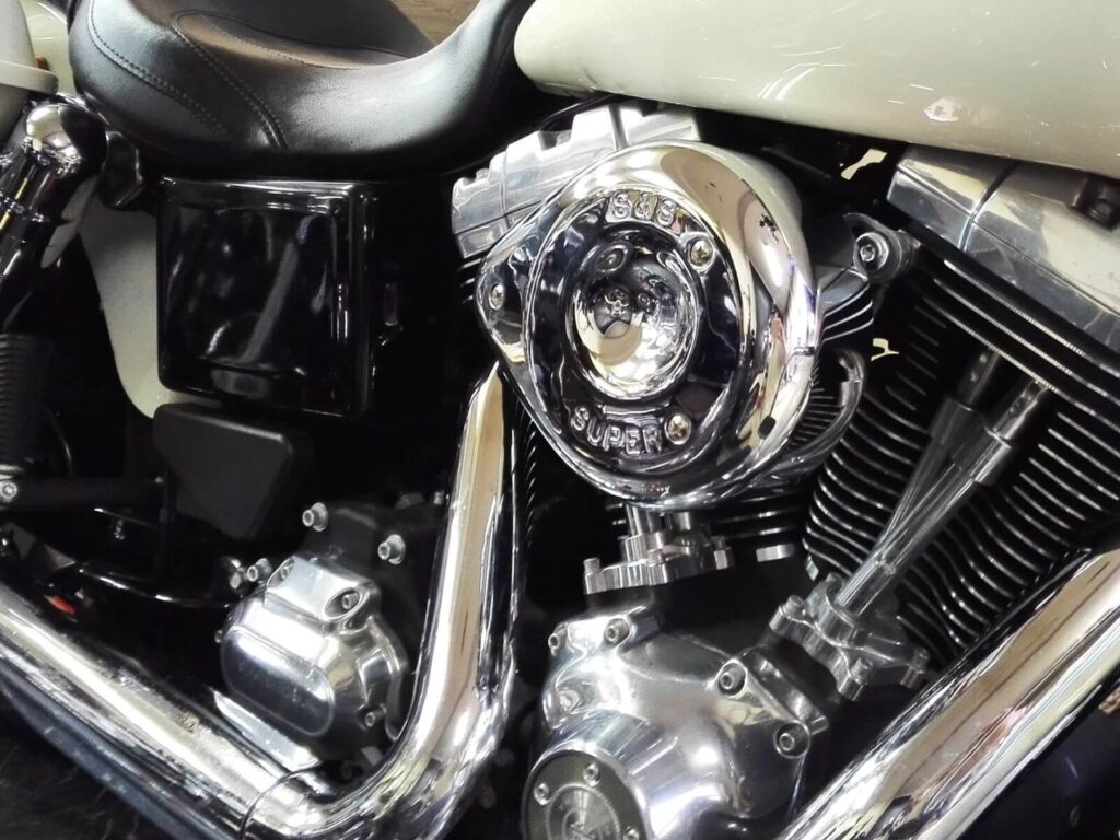 ハーレーダビッドソン FLD