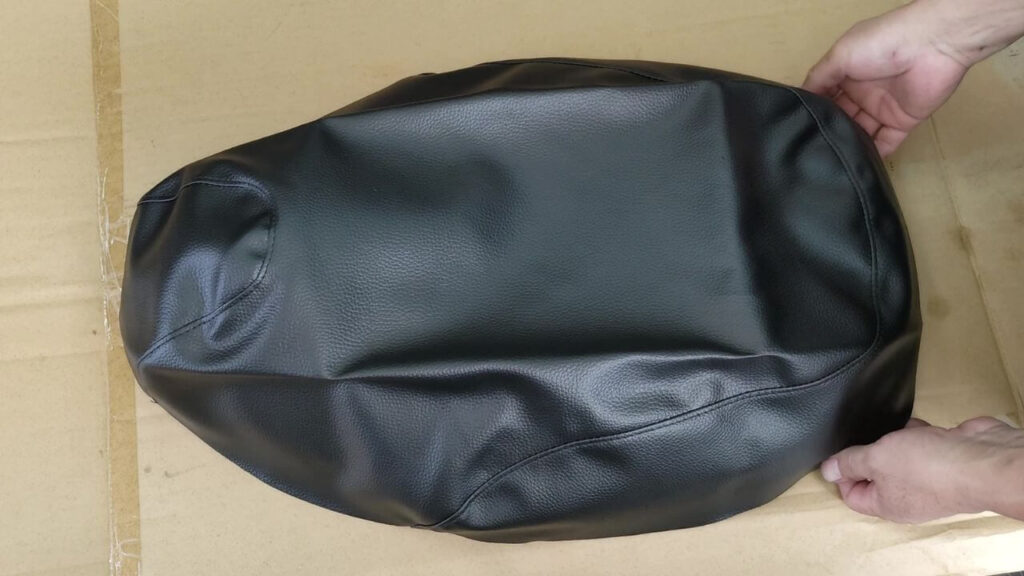 レッツ4シートカバー取り外し7