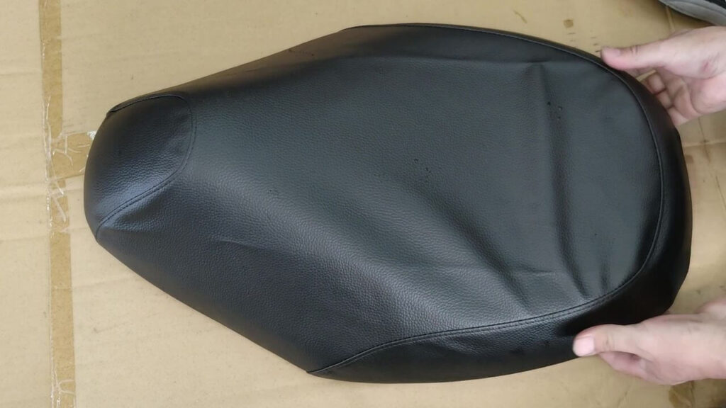 レッツ4シートカバー取り外し14